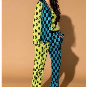 Long Sleeve Plissé Set in Retro Dream Half + Half
